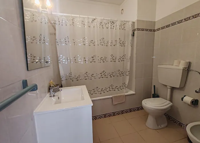 4d Torre Rafael - Casas & Papeis * Armação de Pêra